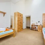 Apartmen For Group 6B